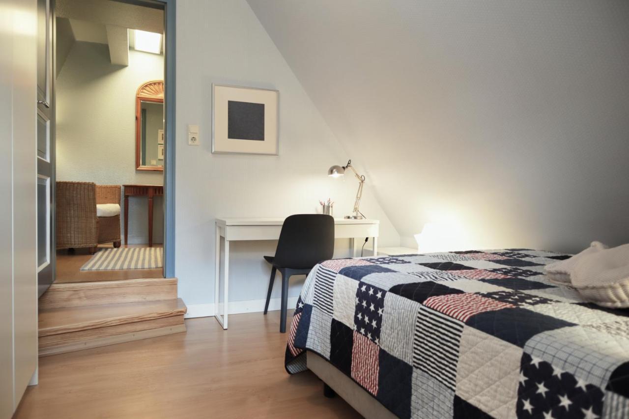 Foehrienhaus Villa Midlum  Exteriör bild