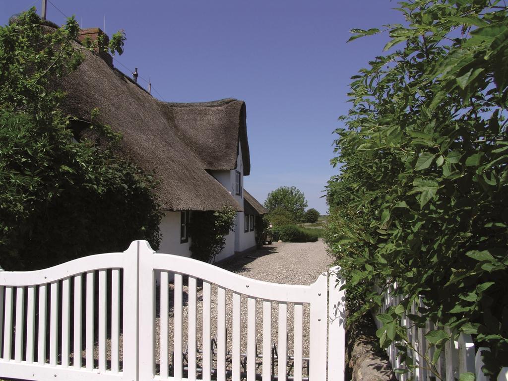 Foehrienhaus Villa Midlum  Rum bild
